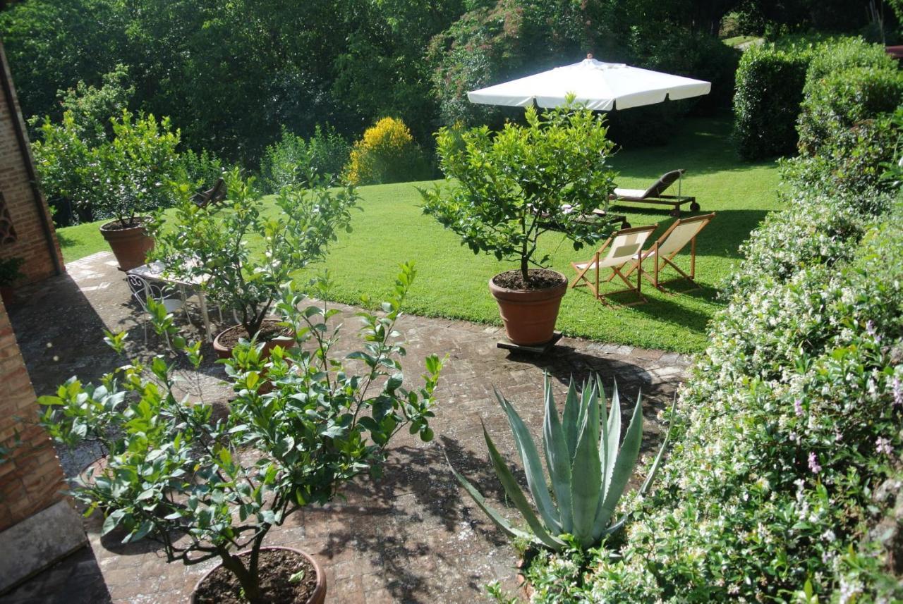 Villa Caprera Siena Bagian luar foto