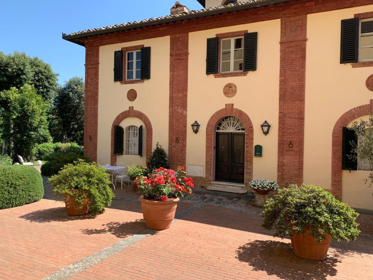 Villa Caprera Siena Bagian luar foto
